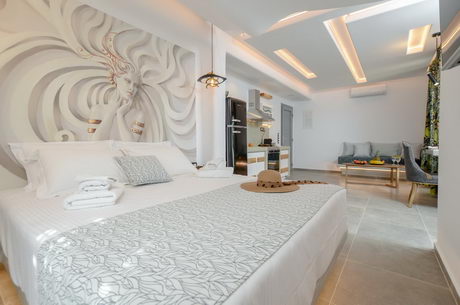 Ariadne Apartment