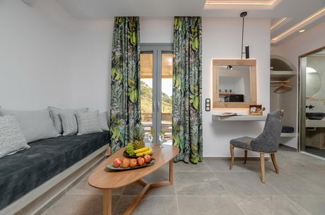 Ariadne Apartment