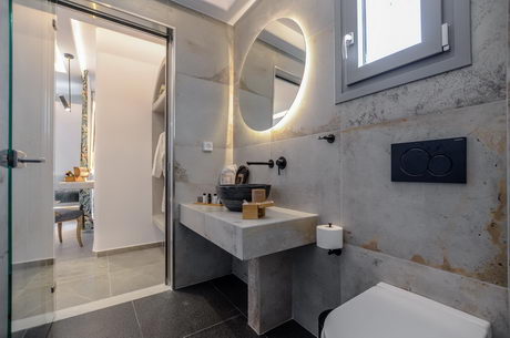 Ariadne Apartment