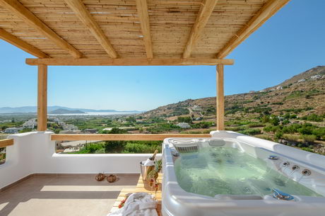 Ariadne Apartment