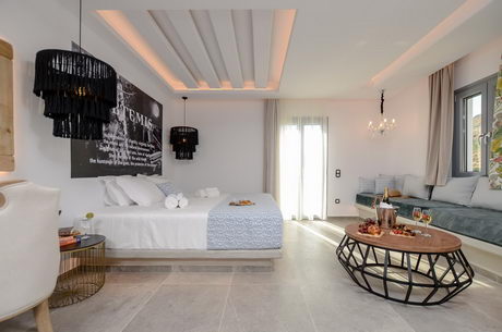 Artemis Apartment