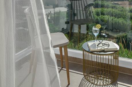 Artemis Apartment
